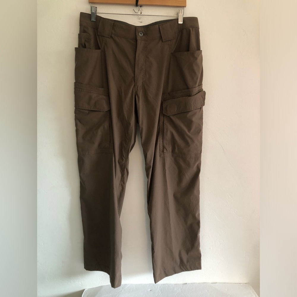 Duluth Trading Flex Dry on the Fly Cargo Pants Mens 36x36 Military Brown